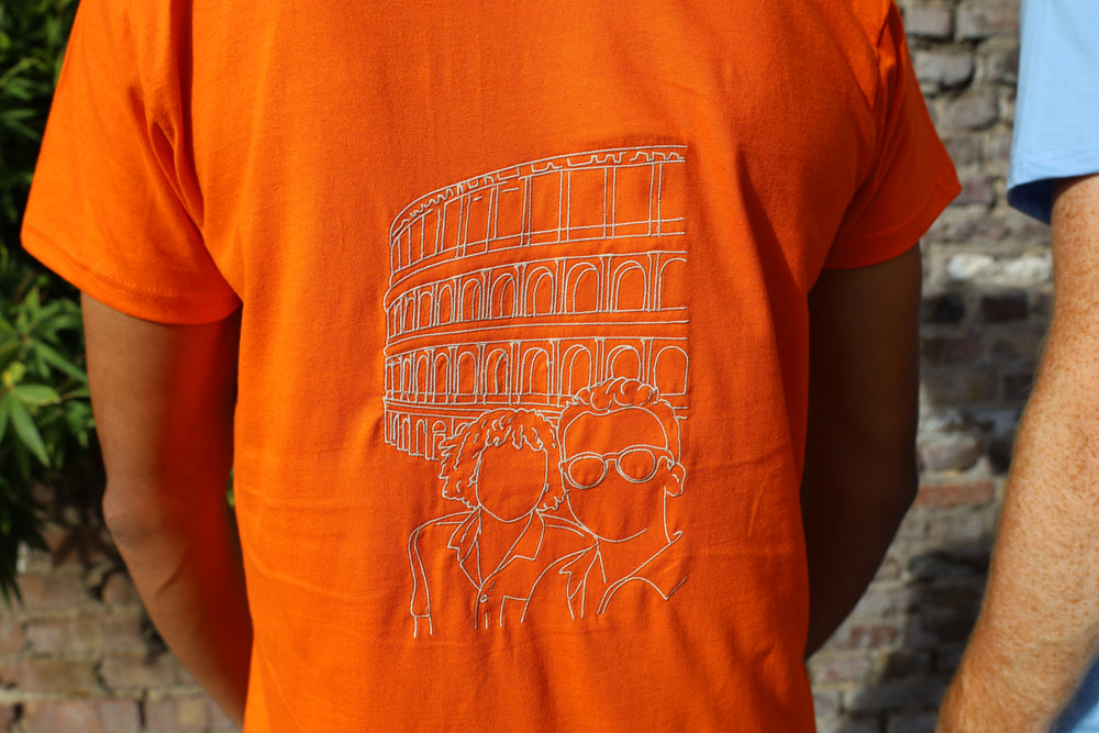 T-shirt met lijntekening achterkant