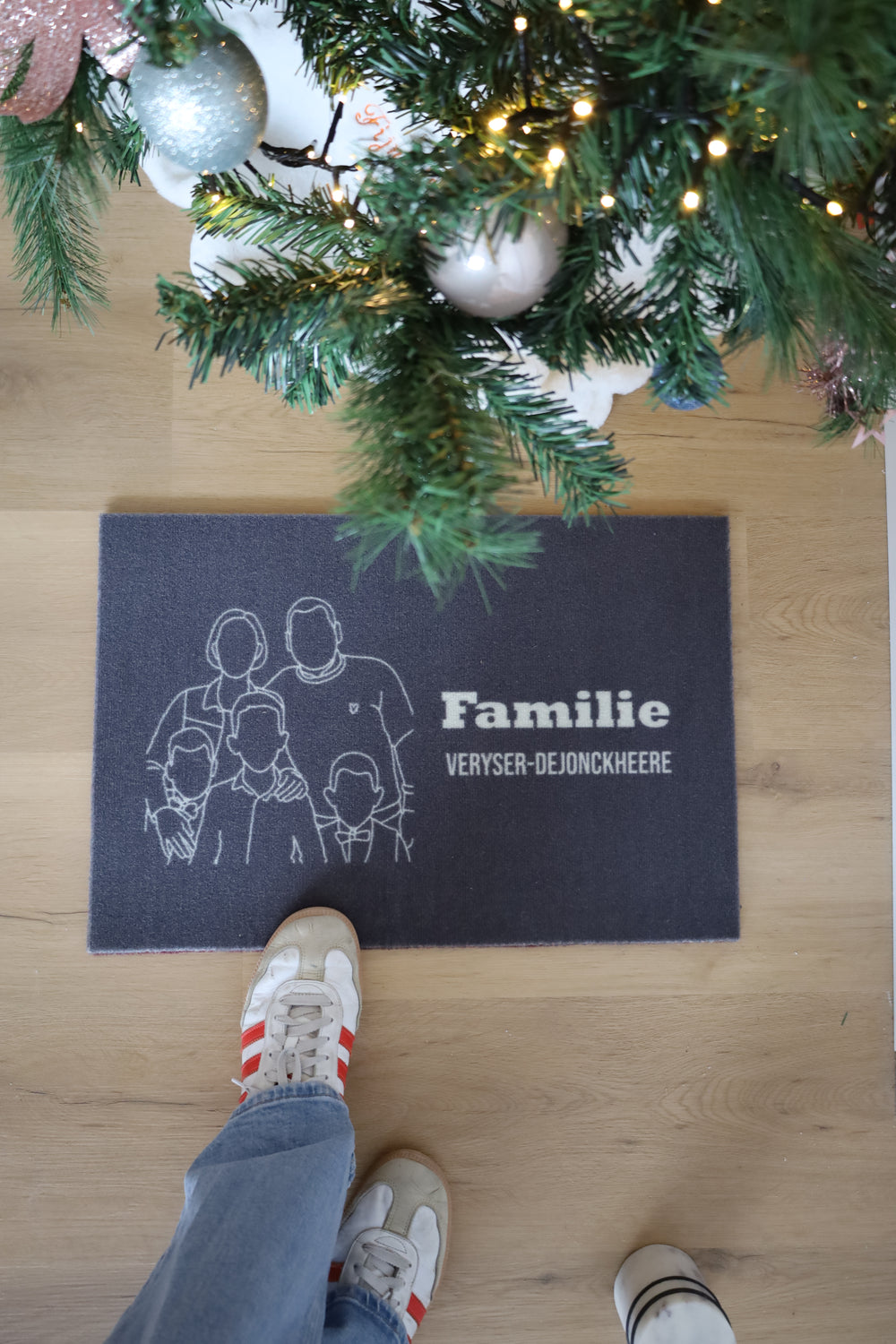 Deurmat met lijntekening + tekst