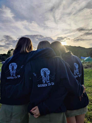 Groepsbestelling fleece truien +15 stuks (prijs per stuk) + GRATIS t-shirt